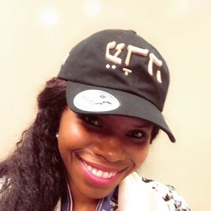 Meet your Posher, Laronda